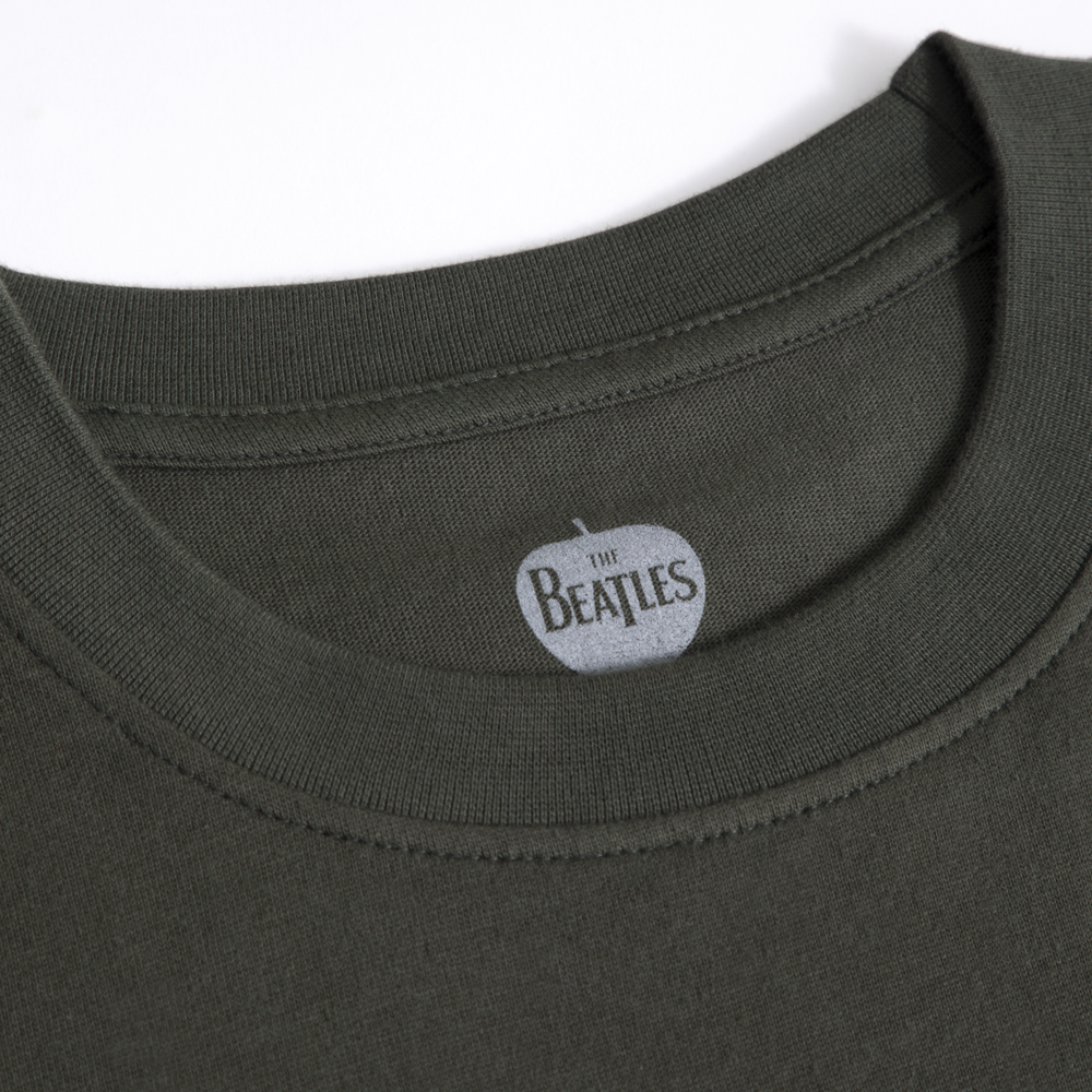 Rubber Soul Boxy Tracklist Tee Model 6
