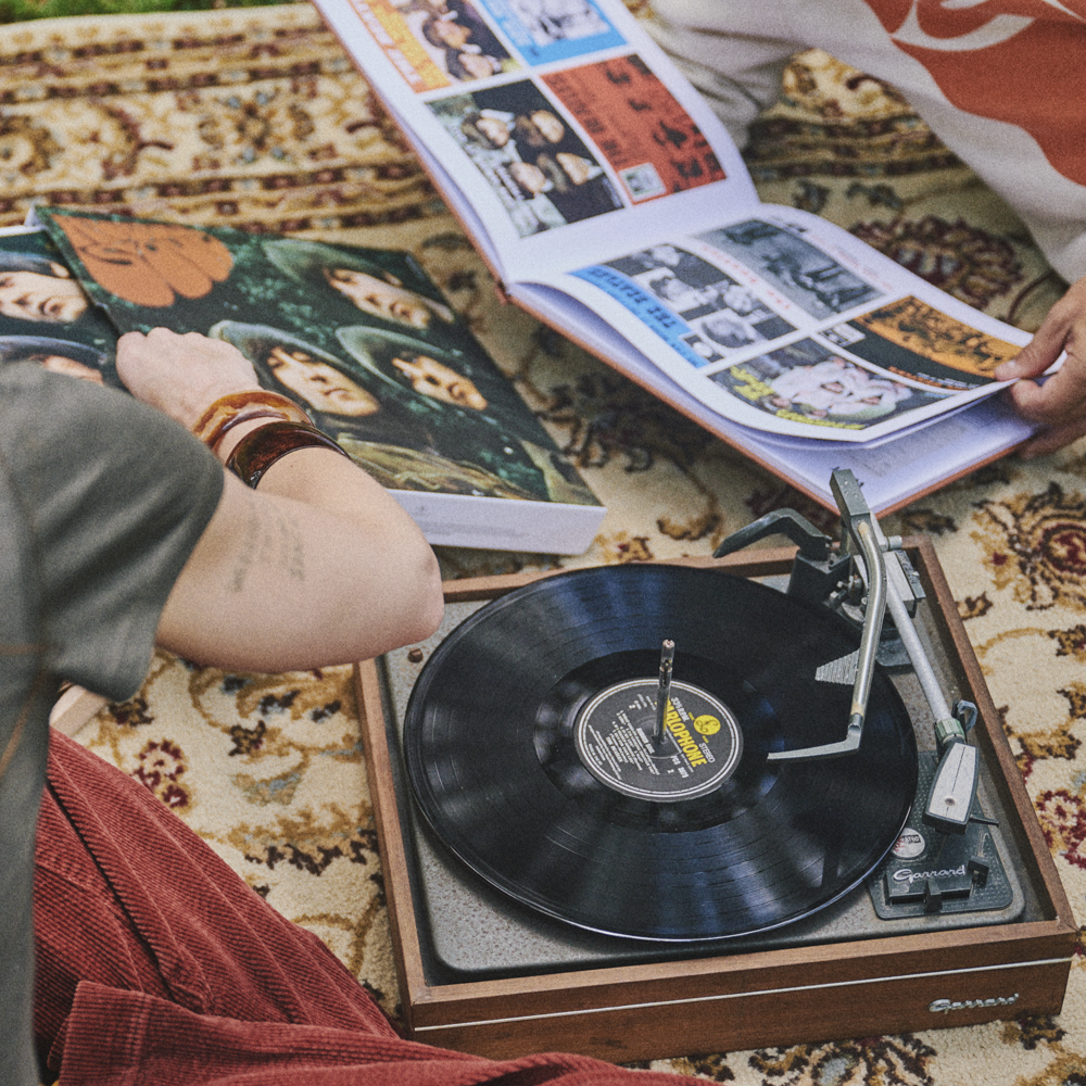 Rubber Soul - Special Edition Super Deluxe: 5LP + 7" Single Box Set + Posters + Art Cards Model 1