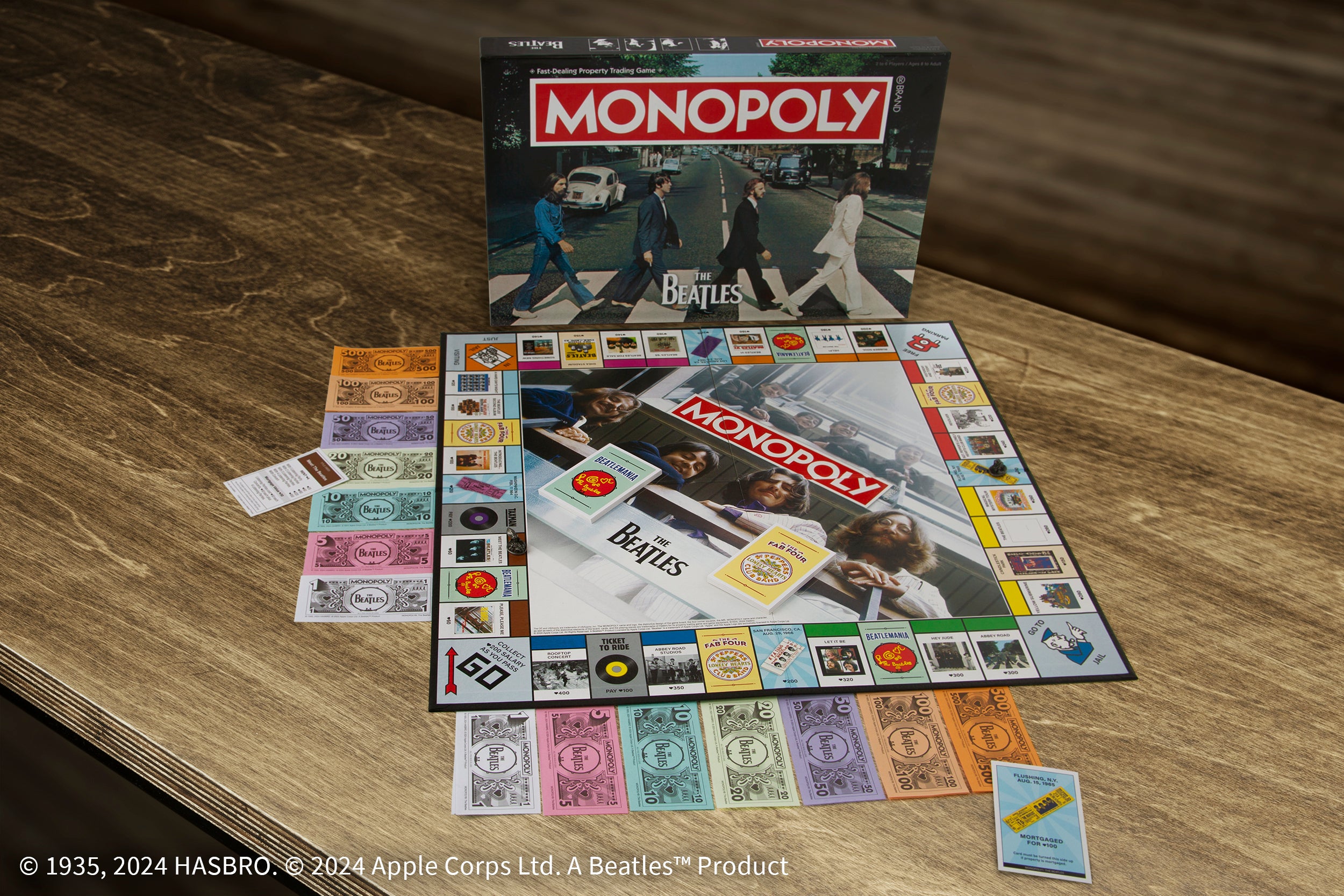 MONOPOLY 2024 BEATLES Collectors Edition. NIB.